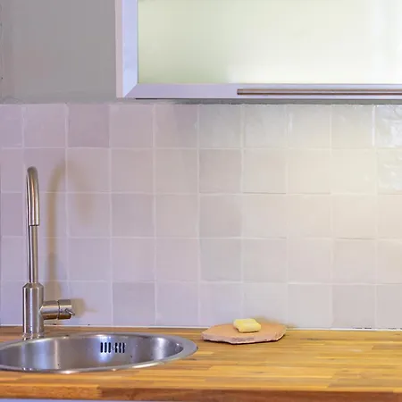 Macci, Au Coeur Du Port Avec Vue Spectaculaire