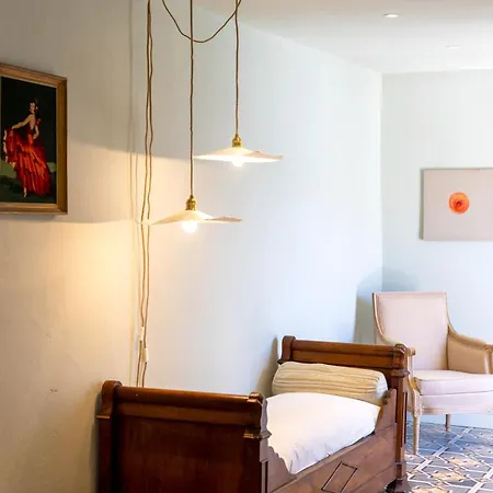 Macci, Au Coeur Du Port Avec Vue Spectaculaire