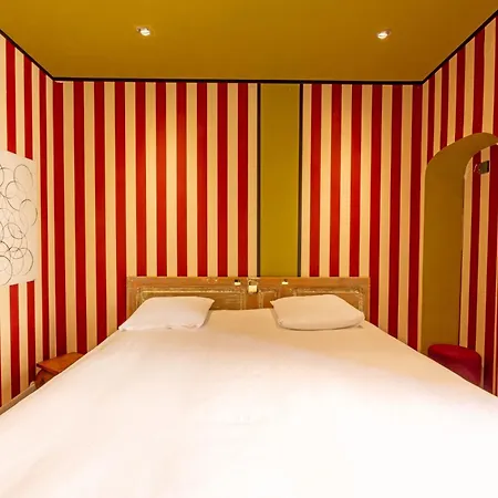 Macci, Au Coeur Du Port Avec Vue Spectaculaire