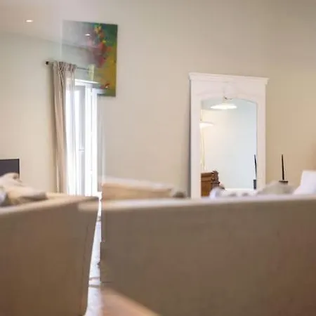 Macci, Au Coeur Du Port Avec Vue Spectaculaire *